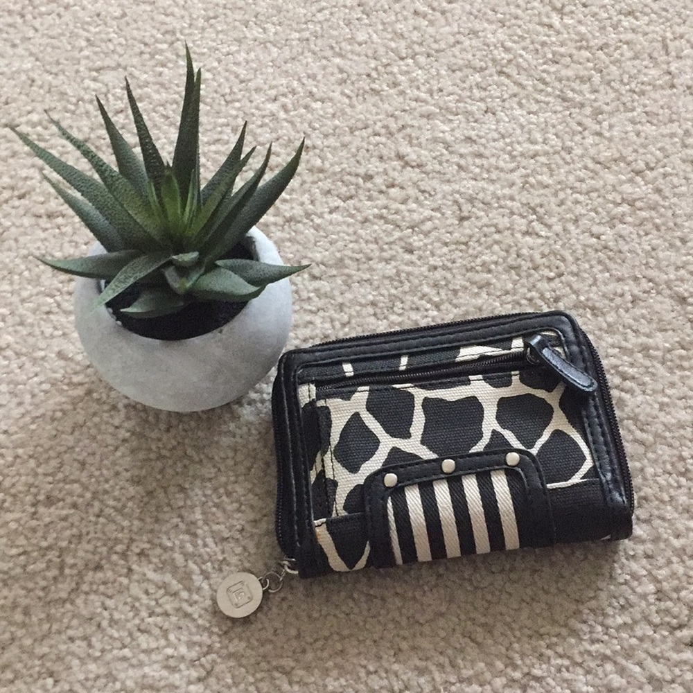 Liz Claiborne black and cream wallet